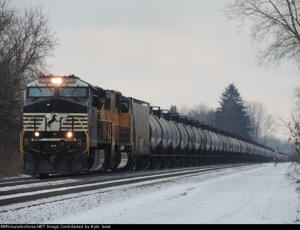 NS 4360 on B741